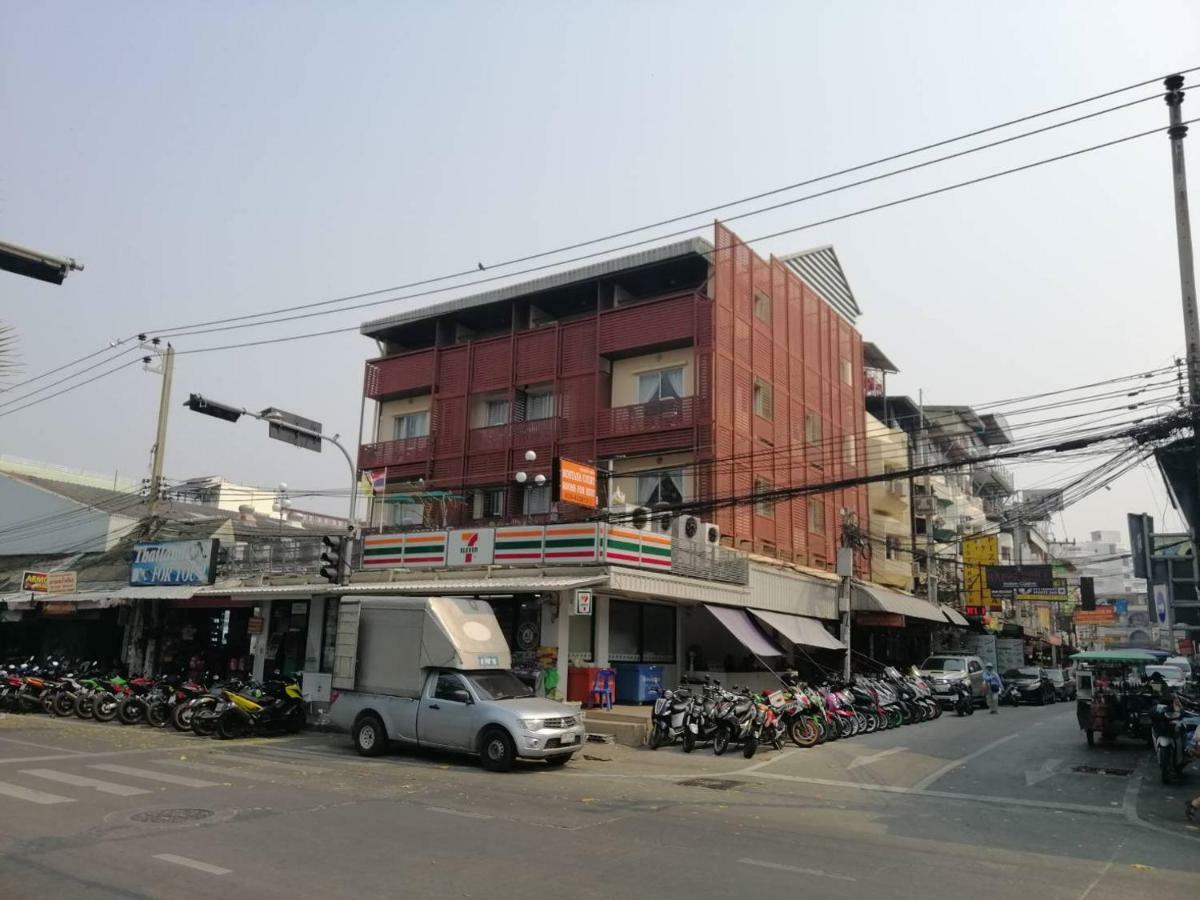 Montana Court Pattaya Apartment Ngoại thất bức ảnh