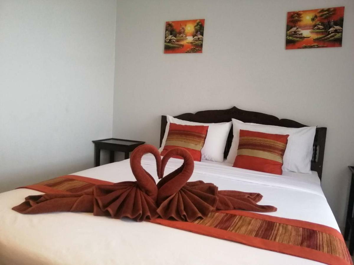 Montana Court Pattaya Apartment Ngoại thất bức ảnh