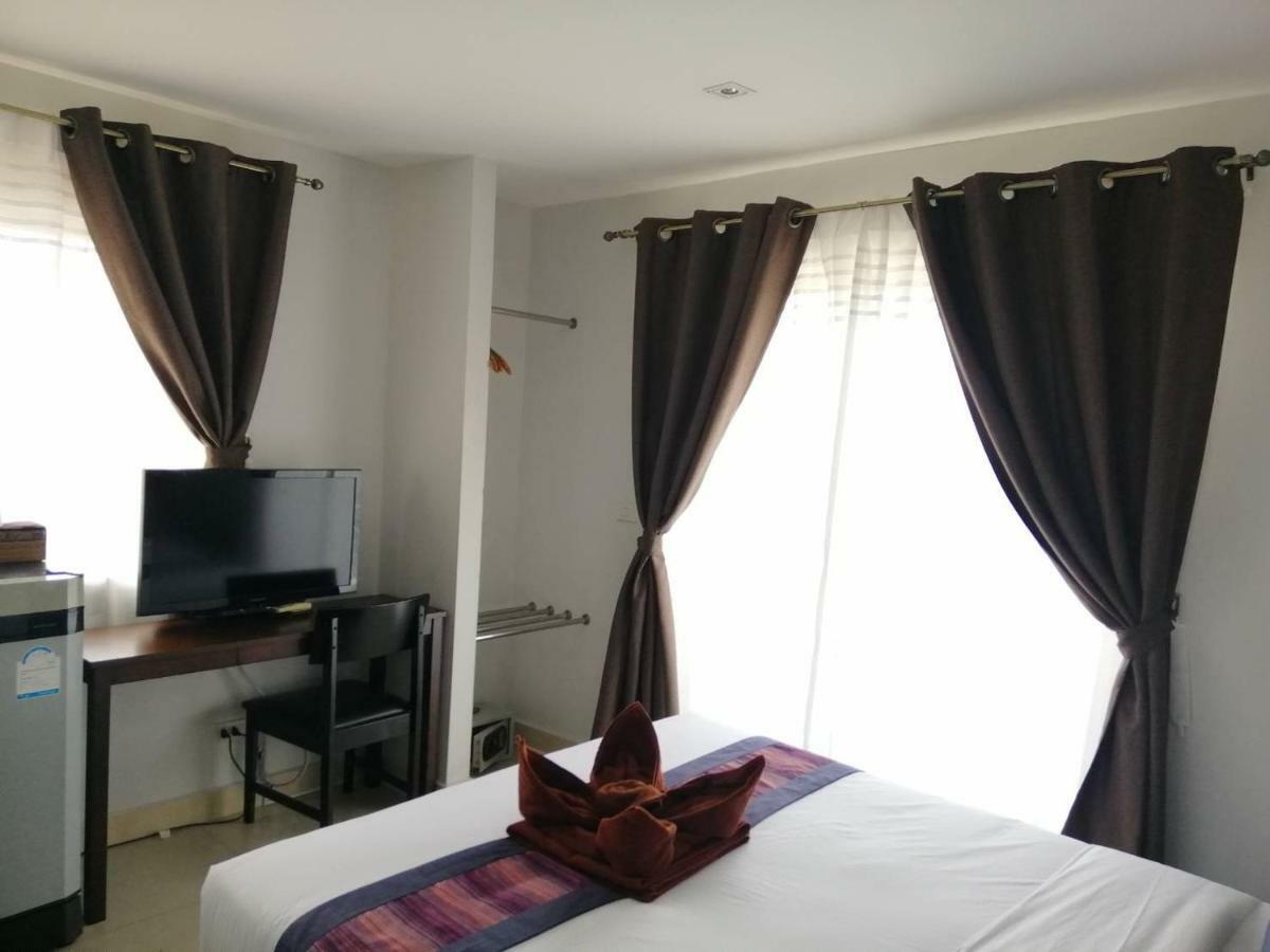 Montana Court Pattaya Apartment Ngoại thất bức ảnh