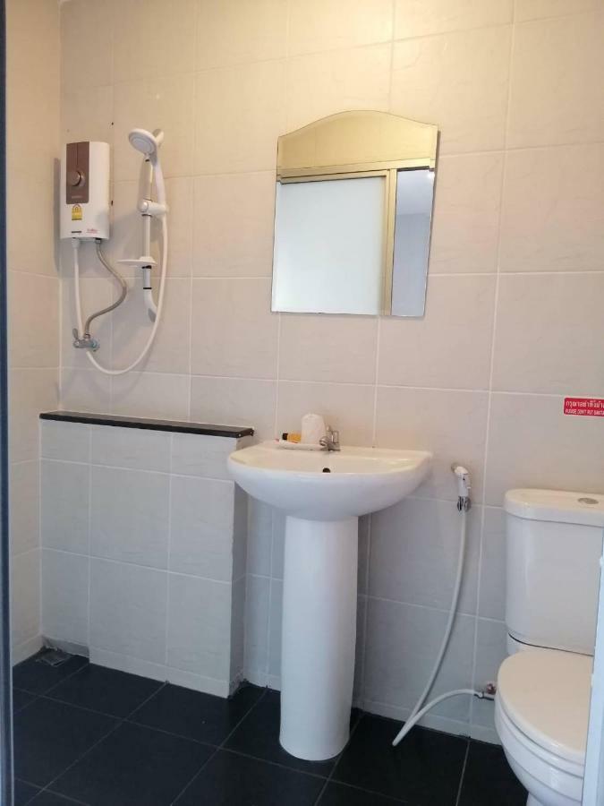 Montana Court Pattaya Apartment Ngoại thất bức ảnh